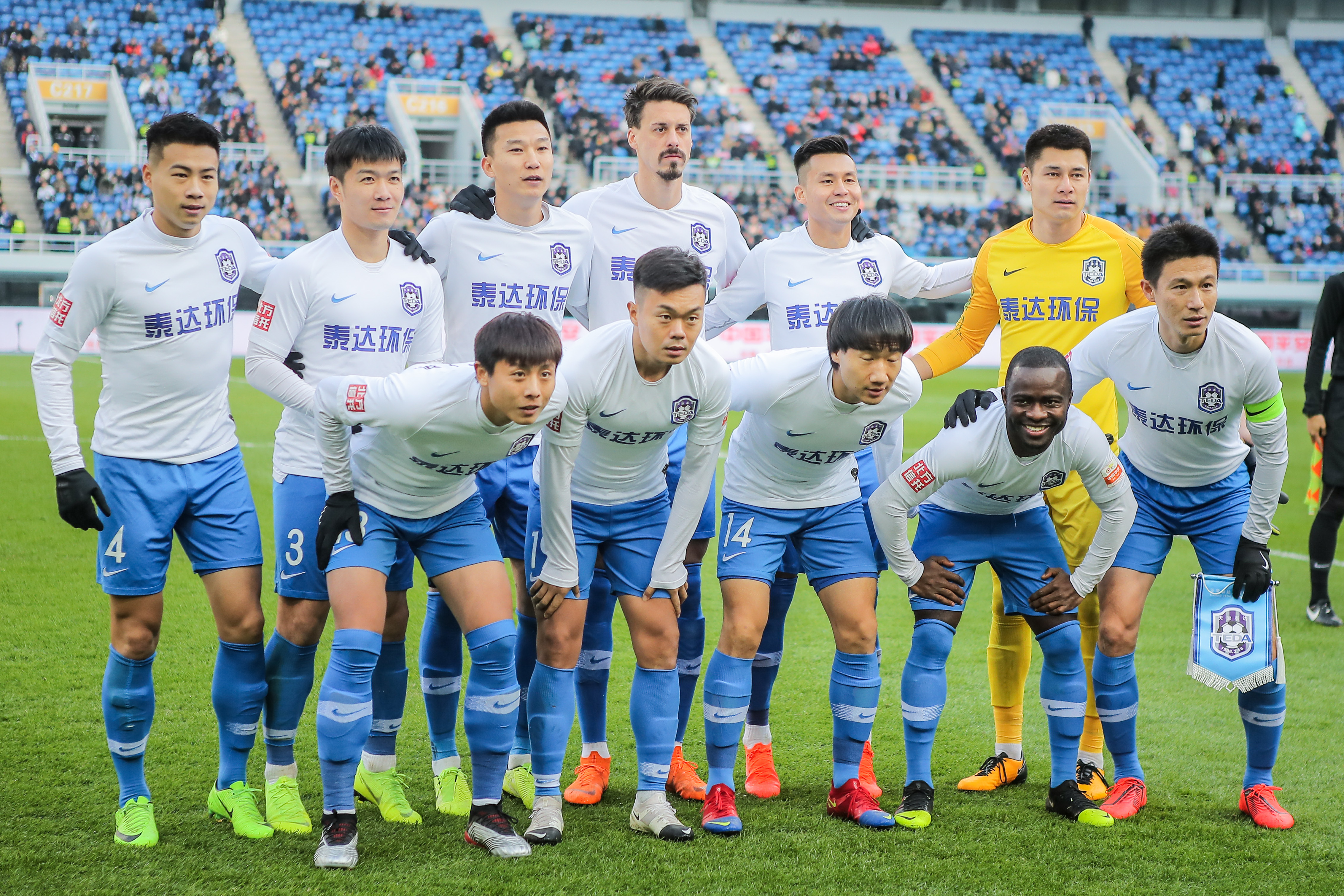 阵容轮换与