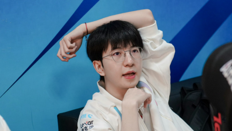 而是以远程